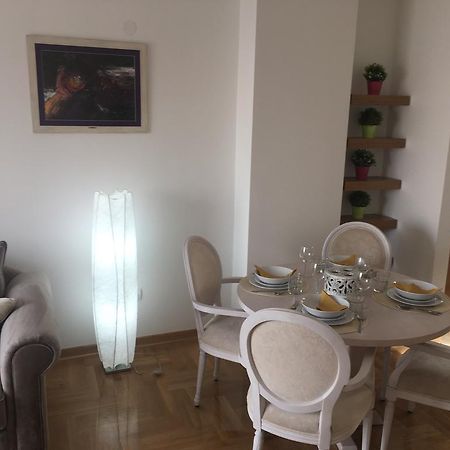 Apartment Posejdon Белград Екстериор снимка
