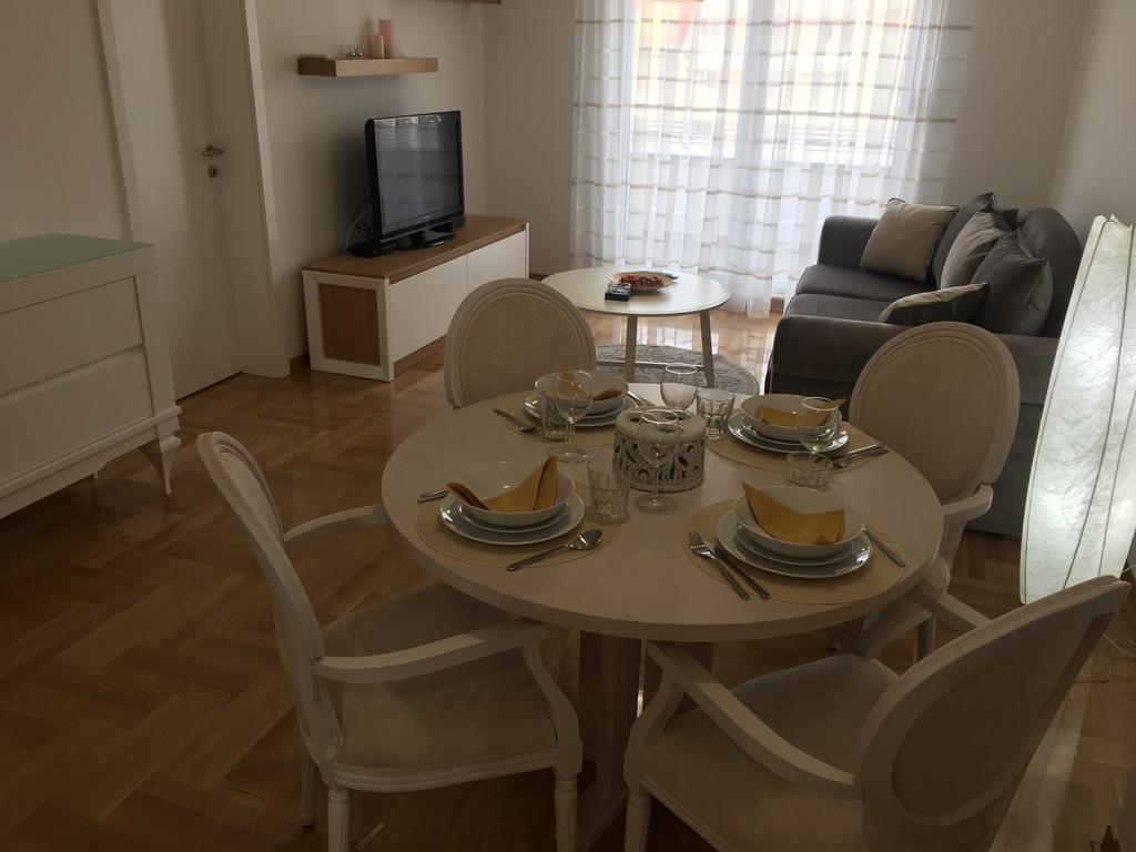 Apartment Posejdon Белград Екстериор снимка