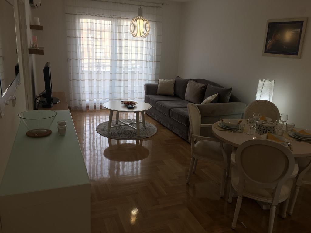 Apartment Posejdon Белград Екстериор снимка